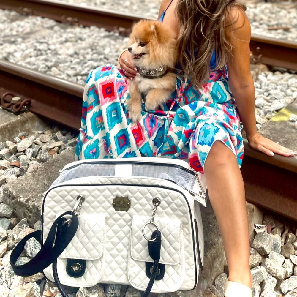 Dawgy Couture Quilted Black and White Pet Carrier Luxury Bag Purse/Car seat